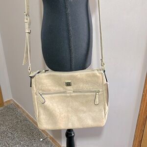 Stone Mountain NWT bonded leather cross body  bag.